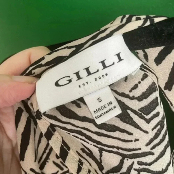 Gilli Sleeveless Dress Blouse Size‎ Small Super Cute for Work! EUC - Picture 6 of 6